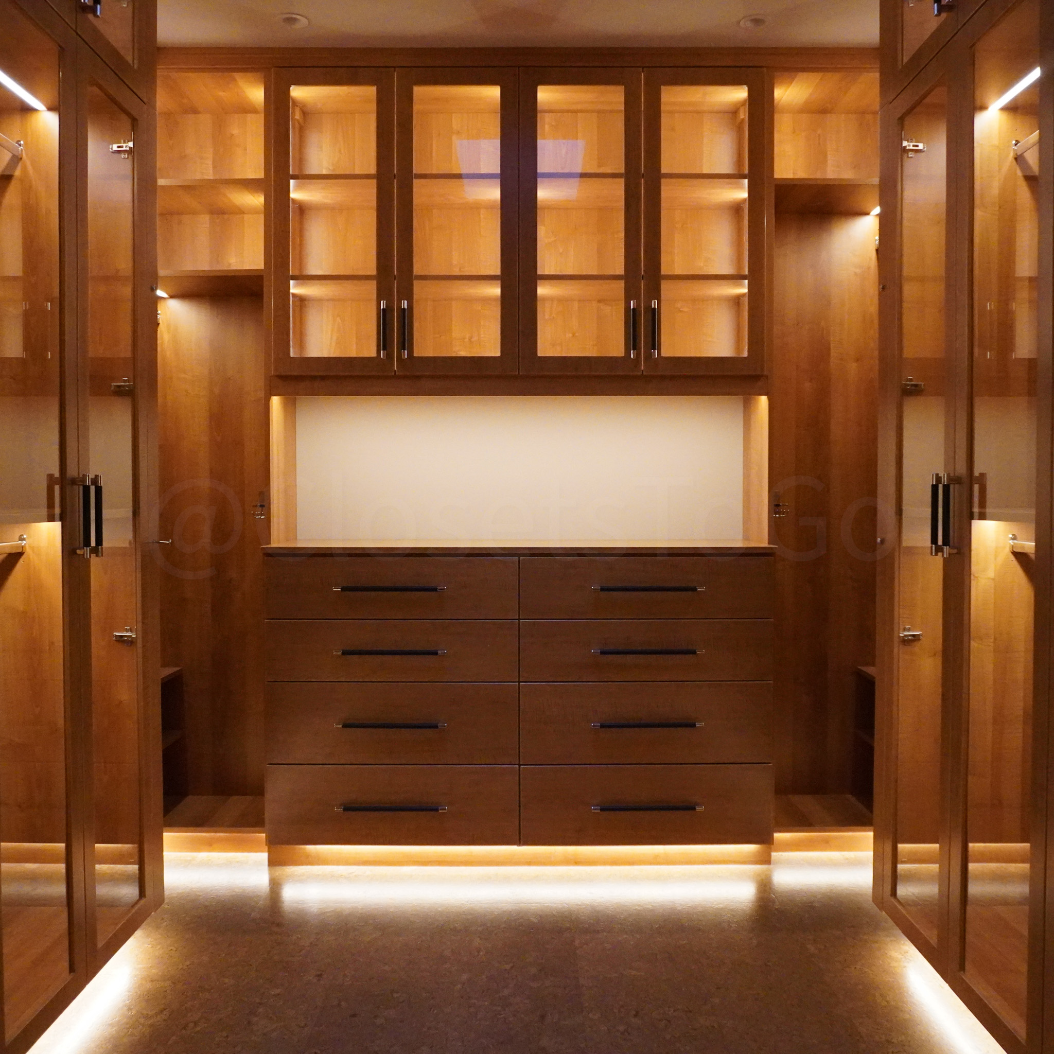 Cherry Red Warm Walk-in